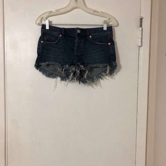 We The Free Mid Rise Jean Shorts 24 - Picture 1 of 3